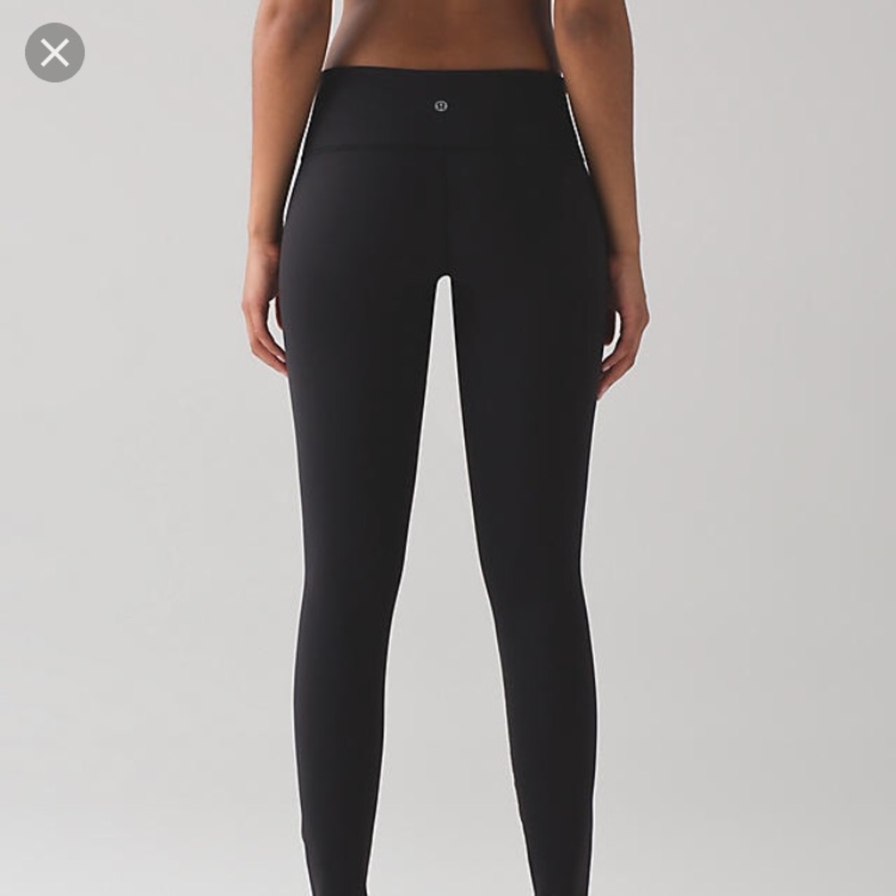 Lululemon wonder under